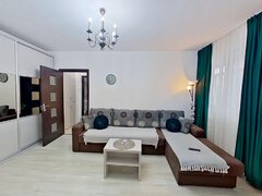 1 Mai, apartament modern cu 2 camere, balcon generos si vedere deschisa